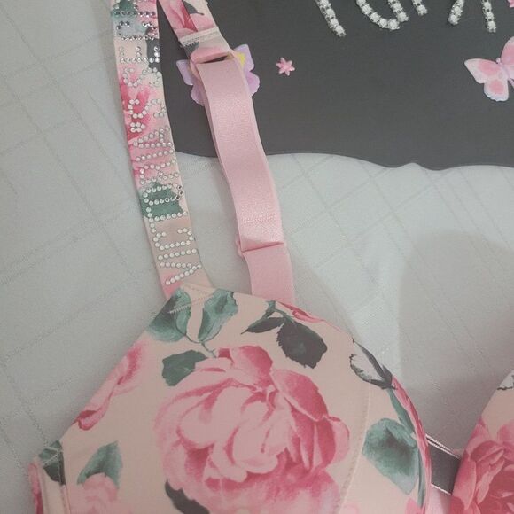 992 32 C Victoria's Secret floral push up bling bra NWT - Picture 4 of 5